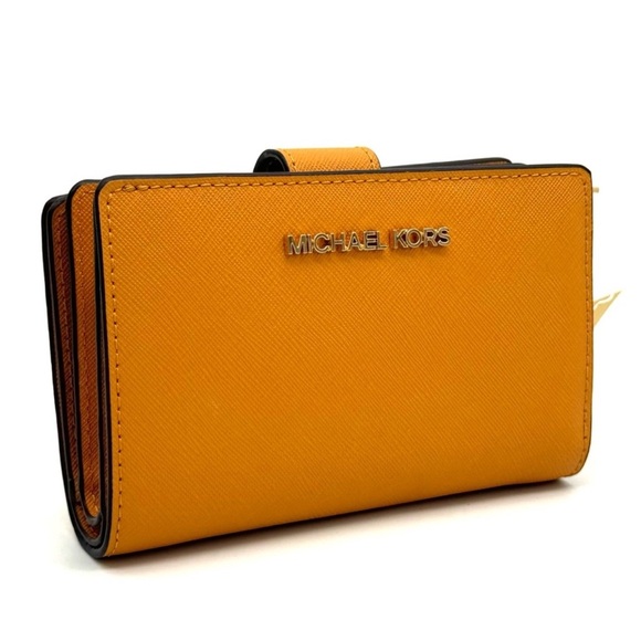 Michael Kors Medium Bifold Zip Chain Wallet Cider - Picture 3 of 9